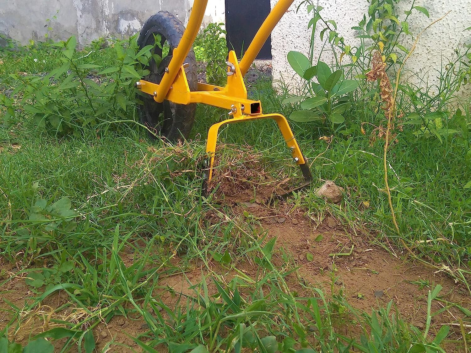 Hectare Wheel Hoe with 7″ Weeder + 3 Tooth Cultivator + Furrow Attachment